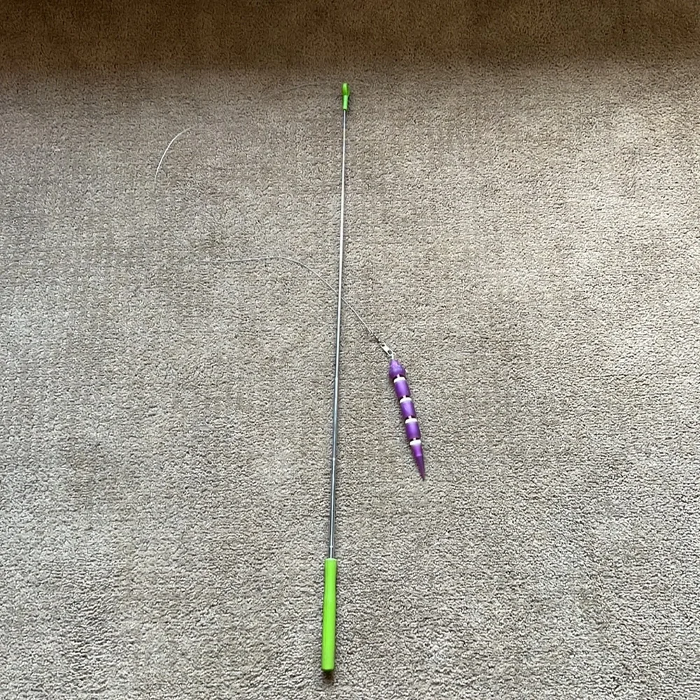 🎣 Vintage Fishing Pole & Fish Cat Toy